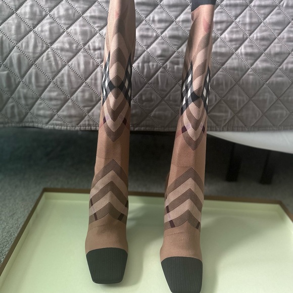 Burberry Vintage Check 105 Sock Boots - Picture 2 of 9